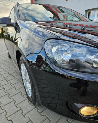 Volkswagen Golf cena 24990 przebieg: 174000, rok produkcji 2011 z Bobowa małe 704